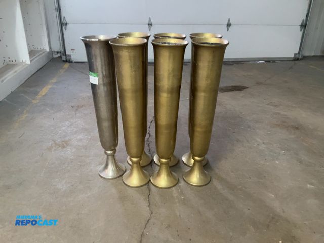 Lot 2-60769 - 7 Metal Flower Pots
