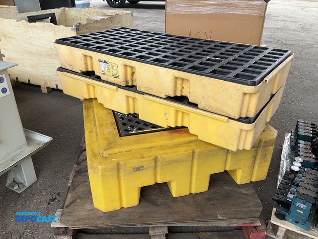 Lot 2-60803 - Lot of (3) Spill containment Platforms, (1) Ultratech 9606 Spill Containment Platform, 62 Gallon Cap...