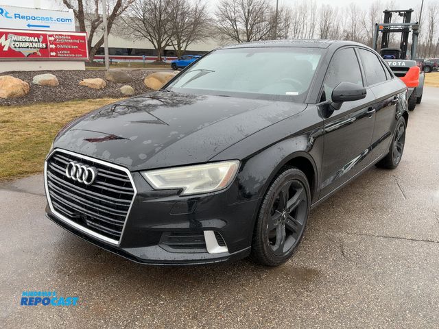 Lot 2-46353 - 2017 Audi A3 2.0 TSFI Premium Sedan AWD