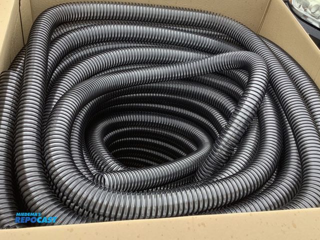 Lot 2-27321 - Flexaust 2.5” flex tube PV clear/black 4 x 100’