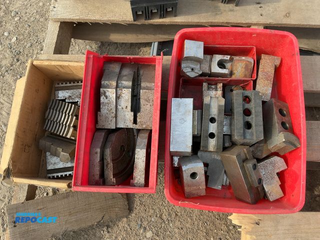 Lot 2-91130 - Lot of various types of lathe chuck jaws