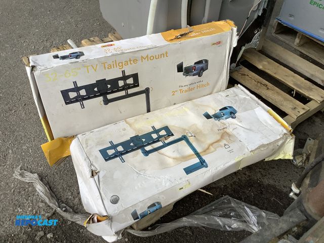 Lot 2-93402 - Lot of (2) Omni Mount SC65TLG 32-65” TV Tailgate Mounts, Fits Any 2” Trailer Hitch