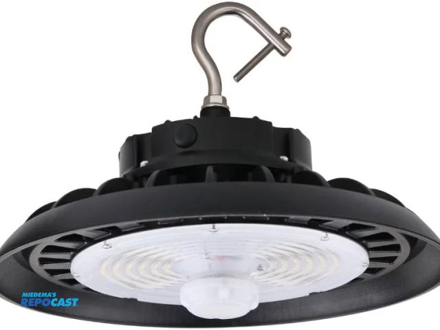 Lot 2-93755 - Box of 8 240W LED High Bay | 240W LED High Bay Lights