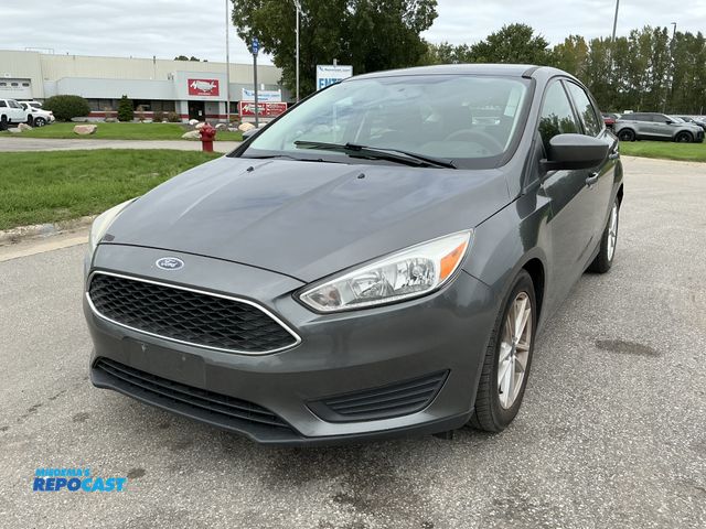 Lot 2-33441 - 2018 Ford Focus SE Sedan FWD