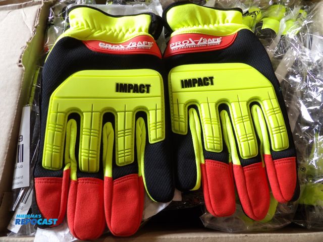 Lot 2-53094 - lot of (12) new Pro Safe high visibility impact 360 cut large size gloves