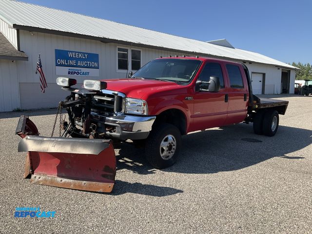Lot 2-61486 - 2001 Ford F-350 SD Lariat Crew Cab Long Box Plow Truck 4x4