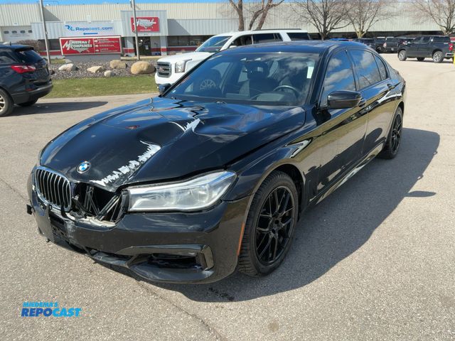 Lot 2-43454 - 2016 BMW 7-Series 750i xDrive Sedan AWD
