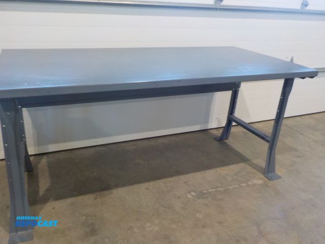 Lot 2-34088 - LYON steel work station. 72" w x 36" d x 34" h