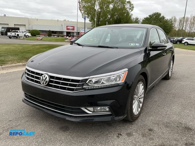 Lot 2-39634 - 2016 Volkswagen Passat SE Sedan FWD