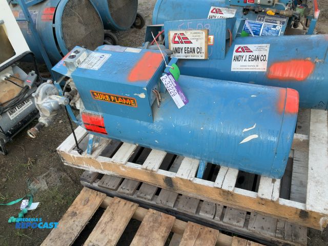 Lot 2-33229 - SureFlame S405 Direct fired dual fueled construction heater, propane or natural gas fueled