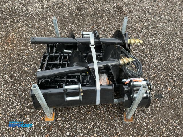 Lot 2-40776 - Set of Mini Excavator Attachments for Chinese Mini Excavators, includes (1) 32” Bucket, (1) 24” Buck...