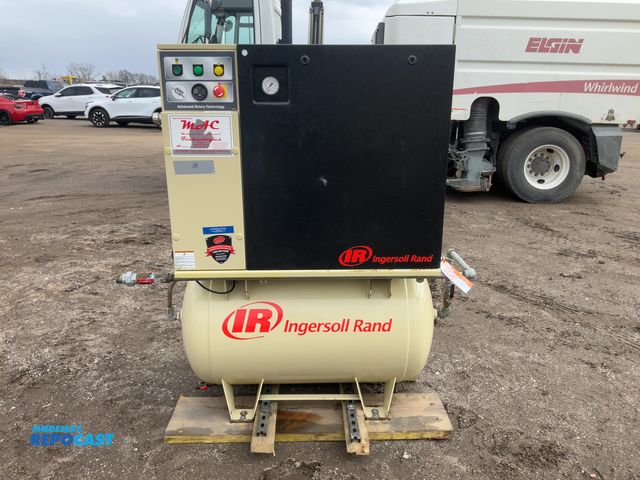 Lot 2-44981 - Ingersoll Rand UP6-7.5-125 Air Compressor
