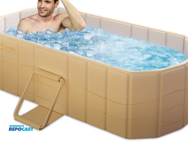 Lot 2-96744 - Adult 47” Foldable Bathtub with Lid