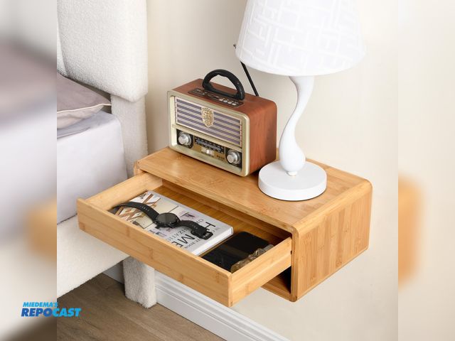 Lot 2-74599 - GugiNest Bamboo Floating Nightstand With Storage Drawer, Fully Assembled Wall Mounted Bedside Table ...