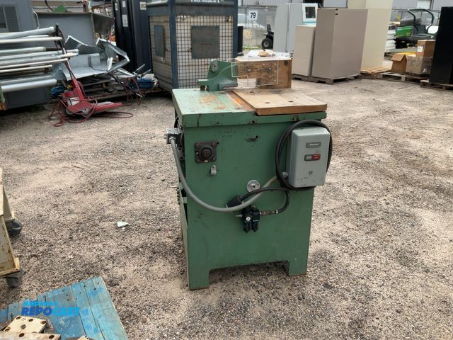 Lot 2-97240 - Grutter chop up saw model#1600R serial#19773