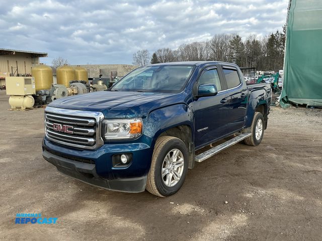 Lot 2-90008 - 2019 GMC Canyon SLE Crew Cab 4WD Crew Cab Short Box Pickup Truck 4x4
