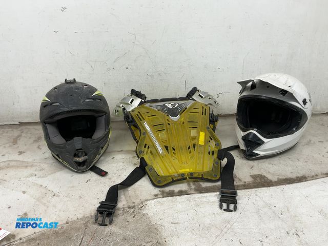 Lot 2-67471 - (2) helmets and a thormotocross chest piece