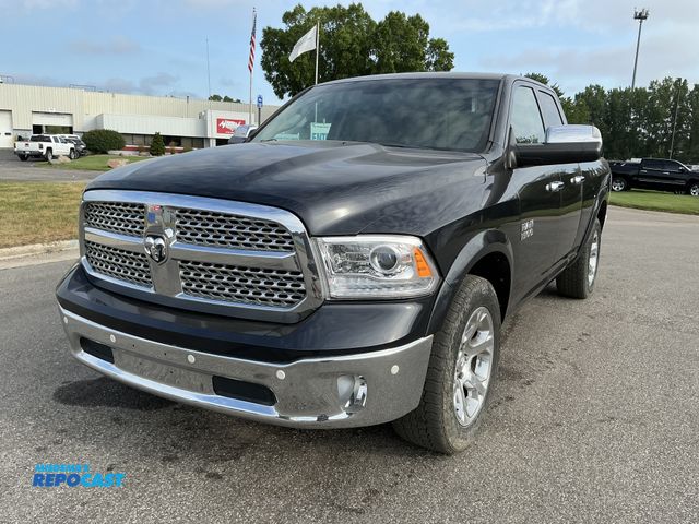 Lot 2-76803 - 2014 Ram 1500 Laramie Double Cab Standard Box Pickup Truck 4x4