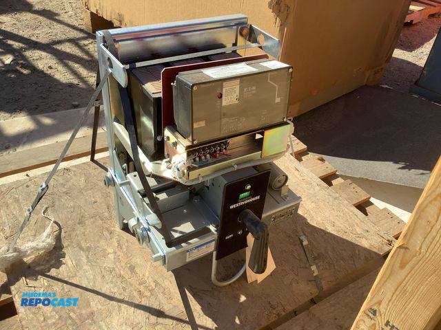 Lot 2-34799 - Westinghouse Air Circuit Breaker