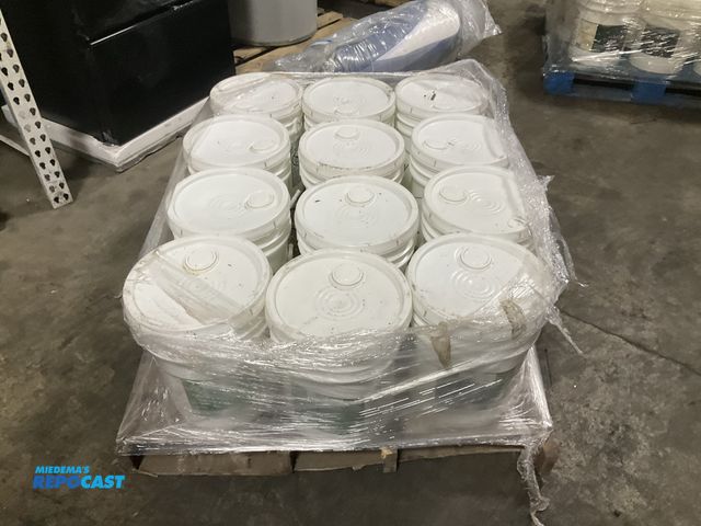 Lot 2-93906 - (12) 5 Gallon Buckets of Architectural Concrete Supplies Polish Surface Hardener, Unopened