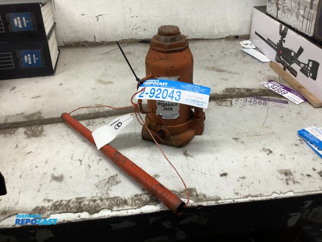 Lot 2-92043 - Big Red 20 Ton Hydraulic Jack, work
