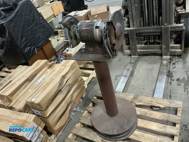 Lot 2-73499 - Sears/Craftsman 8 Inch Bench Grinder 8” x 1” x 5/8” Wheels