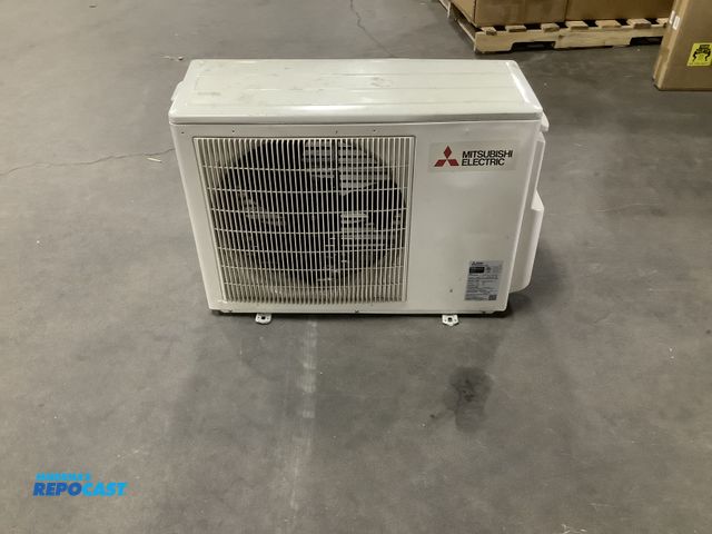 Lot 2-27236 - Mitsubishi PUY-A12NHA6 Central Air Conditioning Unit