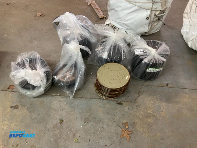 Lot 2-60801 - 50+ Glass Plates