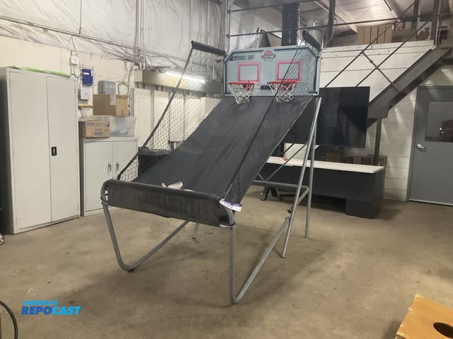 Lot 2-33678 - Lifetime Double Shot basketball game