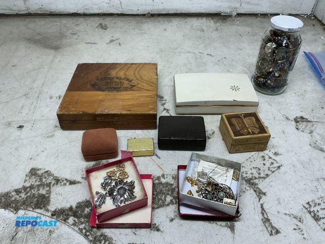 Lot 2-67672 - Large Lot of Assorted Jewelry Boxes and Jewelry