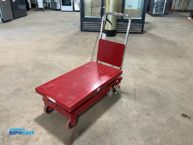 Repocast.com - Lot 2-50621 - Uline H-1784 Double Scissor Lift Table Metal