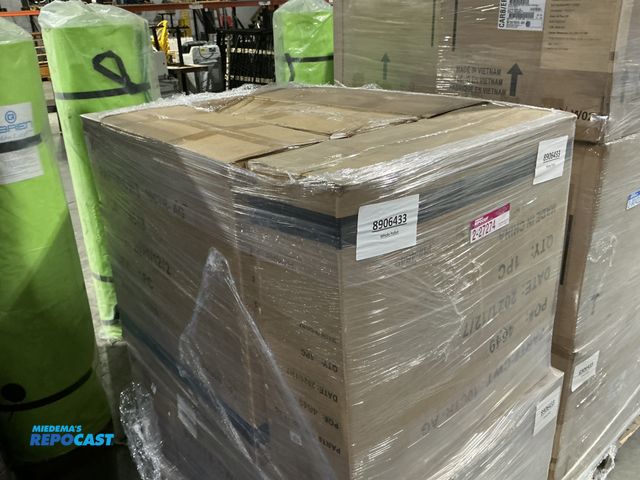 Lot 2-27274 - Lot of  (4) Thomas Payne RV Modular Theater Seating Center Consoles.