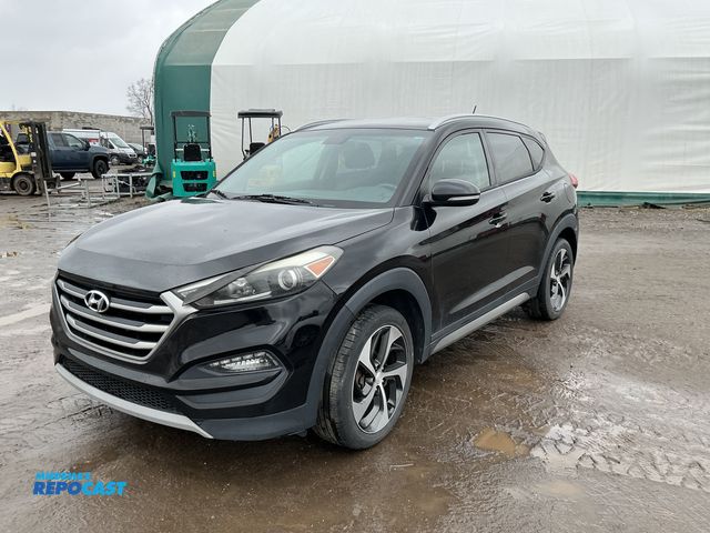 Lot 2-41972 - 2017 Hyundai Tucson Sport AWD SUV AWD