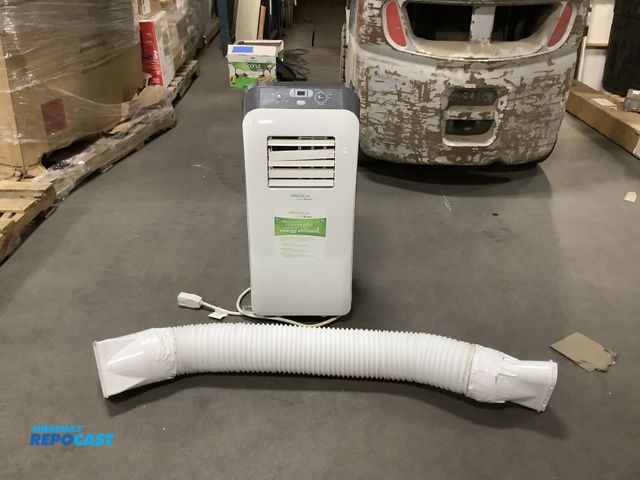 Lot 2-35045 - Soleus Air GM-PAC-10E2 Portable air conditioner 115V