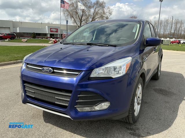 Lot 2-93024 - 2016 Ford Escape SE SUV 4x4