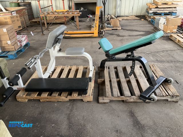 Lot 2-92511 - LOT OF (3) Weight equipment. 1) body-solid strength training sit-up bench, 1) arm curling bench w/ 2...