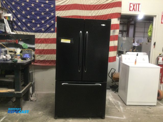 Lot 2-59547 - Maytag french door Refrigerator/Freezer Maytag french door
electronic dual control
energy saver
humi...