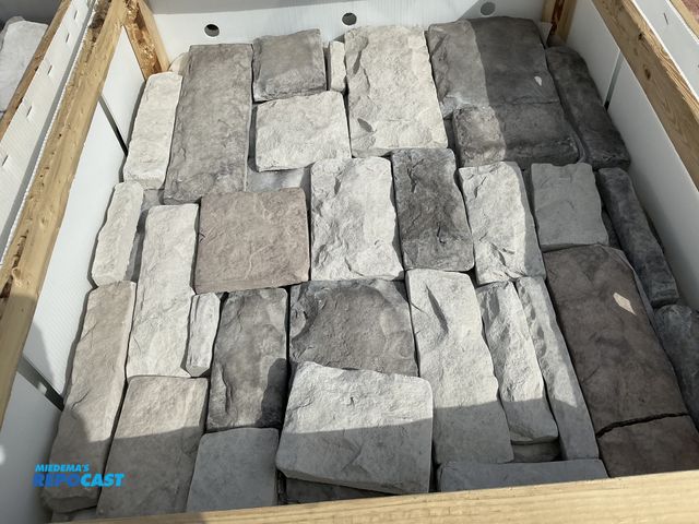 Lot 2-77115 - cultures stone 100 sq ft