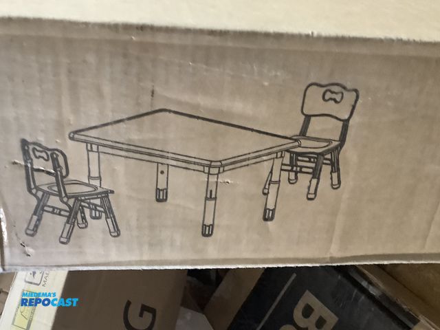 Lot 2-91002 - Kids table and chair set in light wood.