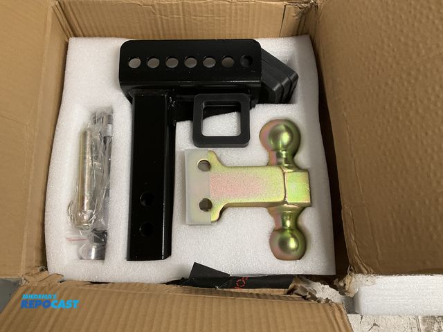 Lot 2-60214 - New Brand New Foka brand dual ball hitch kit with 2” and 2 5/16” ball, mount, lock and keys.