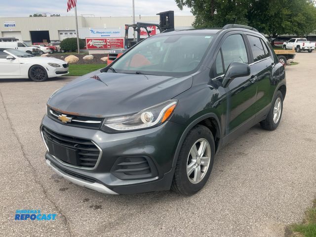 Lot 2-42157 - 2017 Chevrolet Trax LT SUV FWD