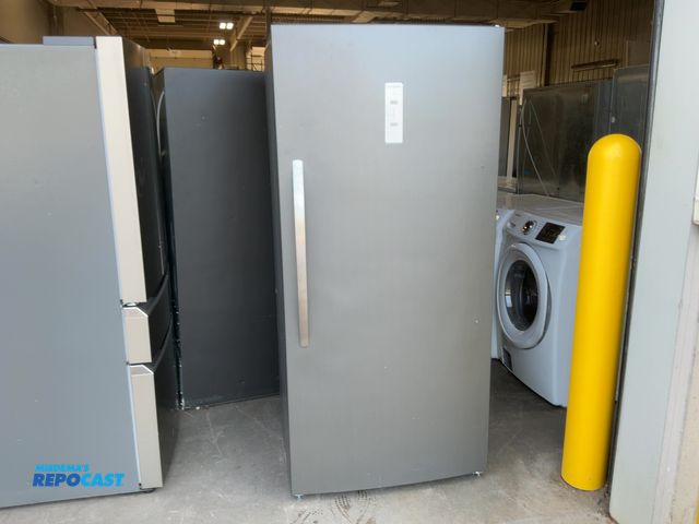 Lot 2-67377 - Scratch & Dent Frigidaire eventemp FFUE2024ANA Freezer