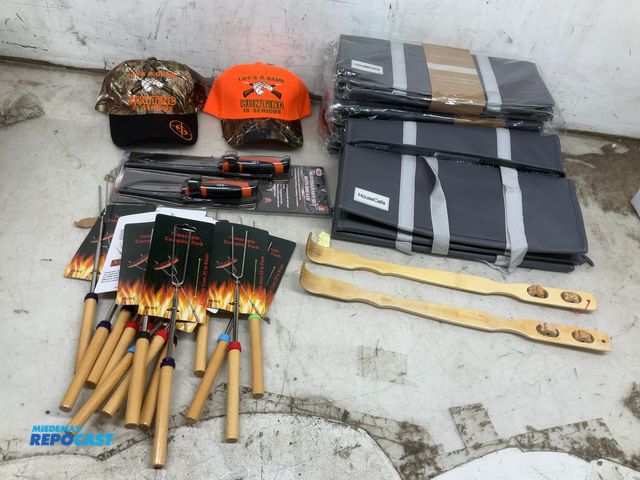 Lot 2-32915 - 6- 6”D x 14”L x 12”H thermo hot/cold bags 14- telescopic camping forks, extend to 27” 1- 2pk of hunt...