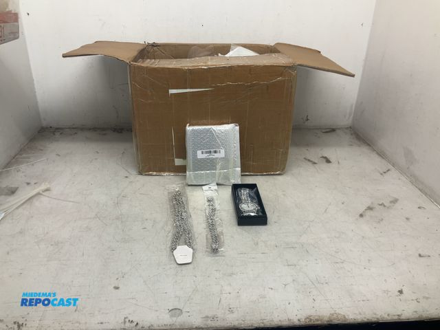 Lot 2-93861 - Box with sets of Costume Jewelry