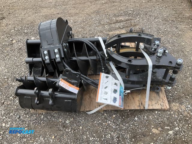 Lot 2-41910 - New AGT mini excavator attachment set model 12EX-ATA, Set Includes : (1) 8” Bucket, (1) 20” Bucket, ...