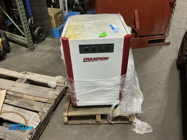 Lot 2-93651 - Champion compressed air dryer serial# 1000003172368 model# CRN35A1
