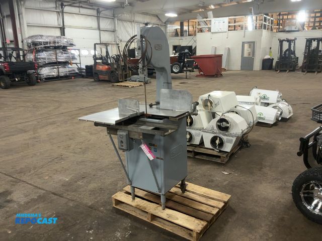 Lot 2-22337 - US Berkel Model V12 Meat Band Saw, 1hp 115 Volt, Sliding Table, comes with two extra blades, Works