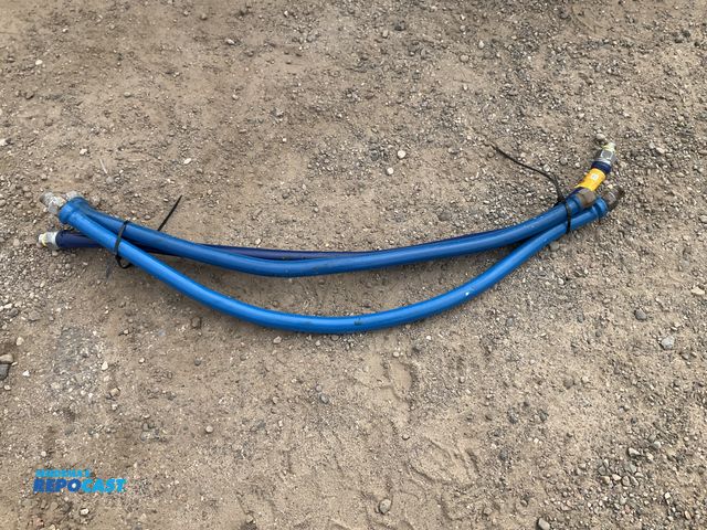 Lot 2-62771 - 3 pieces of 3/4" gas hose
