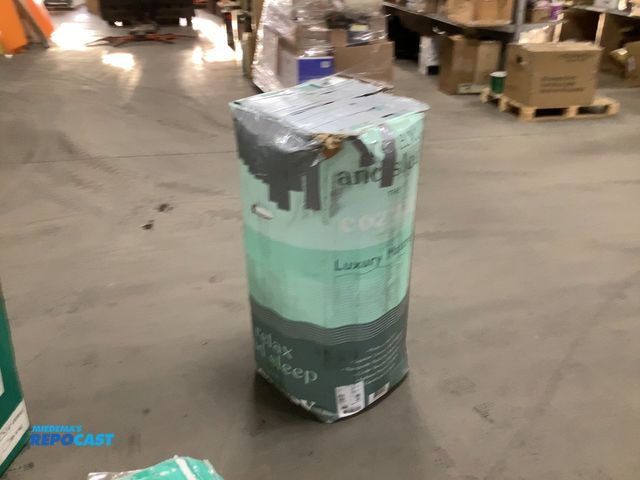 Lot 2-19330 - New Cozyway RV and Marine 8” x 74” x 51” Luxury Mattress