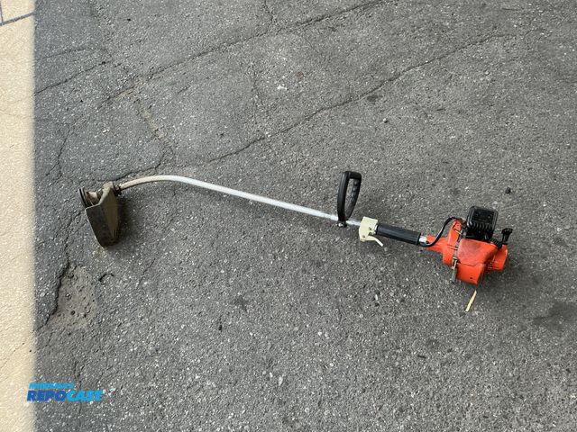 Lot 2-36495 - Echo GT-200B curved-shaft gas-powered grass trimmer powered by a 2-stroke, 21.2 cc engine